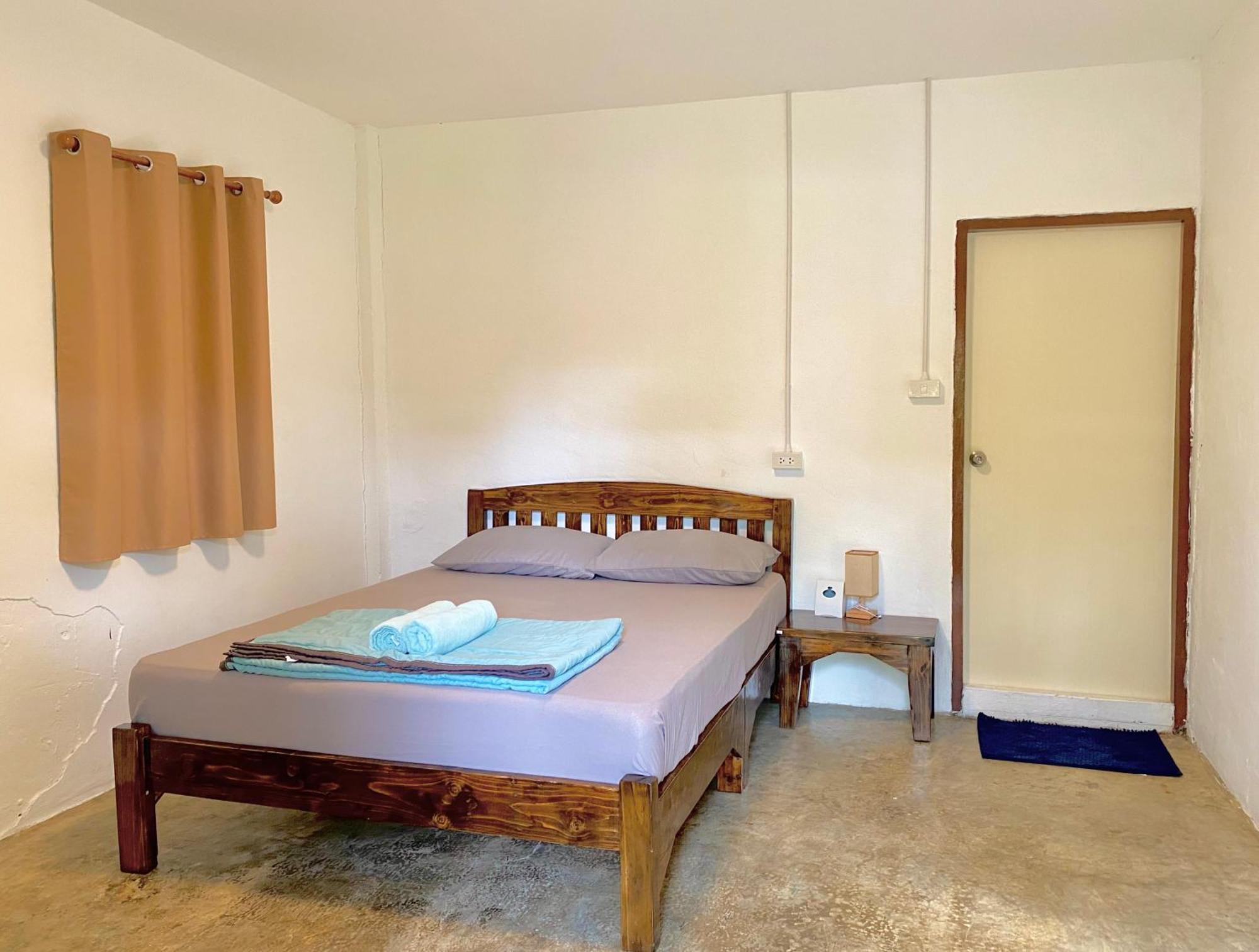 Misfits Hostel Pai Exterior photo